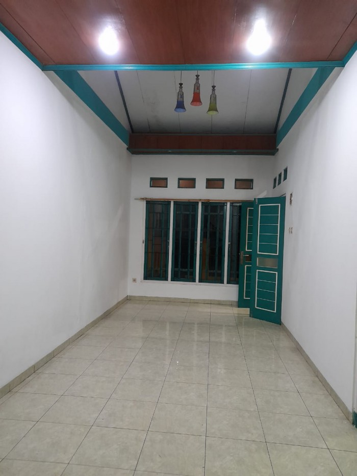 Aebc. Rumah Disewakan di Rusa Jababeka Cikarang